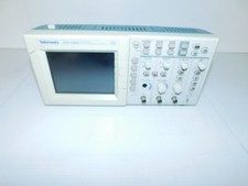 TEKTRONIX TDS 1002 TWO CHANNEL