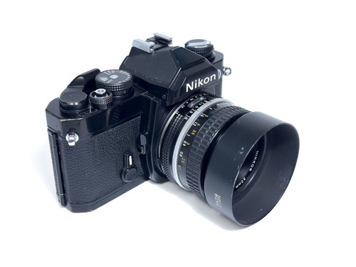 Nikon black 35mm film slr - fm,