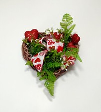 VALENTINE DAY GIFT WICKER