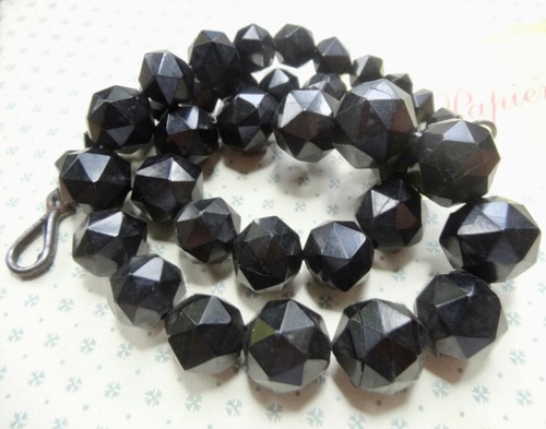 Antique victorian whitby jet - victorian,