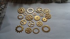 20  STEAMPUNK COGS AND GEARS GOLD  IN COLOUR SIZES  FROM 26mm 25mm AND DOWN  