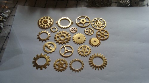 Steampunk cogs and gears - 20,