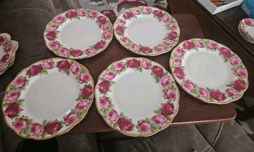 Royal albert old english - albert,