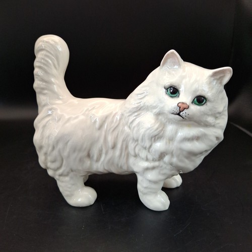 Vintage beswick white - vintage,