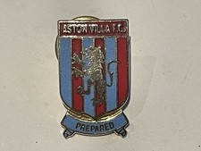 ASTON VILLA F.C. OLD FOOTBALL CLUB CREST PIN BADGE By INTERNATIONAL INSIGNIA WIL