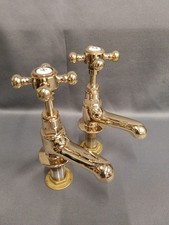 GOLD PLATED BASIN TAPS, 8 CM
