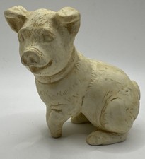 Hen-Feathers Curly Tail Happy