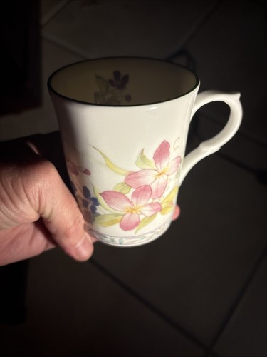 Kingsbury fine bone - china, mug