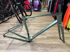 Giant revolt advanced pro medium large frame set