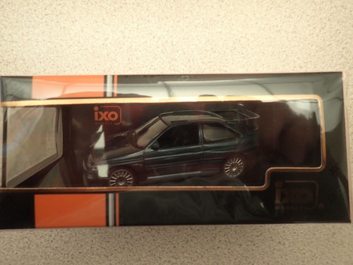 Ixo moc324 ford escort - 1:43,