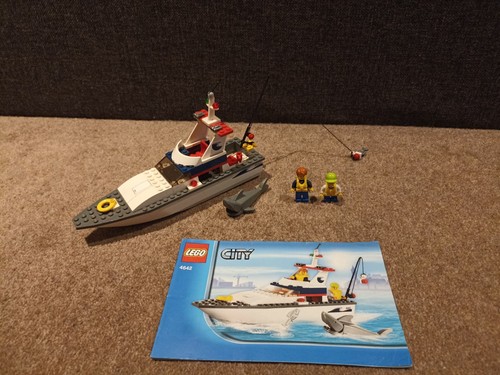 Lego city 4642 - boat,