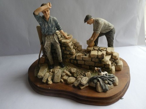 Border fine arts warm - ,