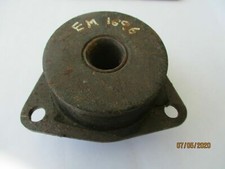 EM1696 New Link Mounting Bottom Land Rover 90 110 1984- 3.5 V8 Range 1970-1989 