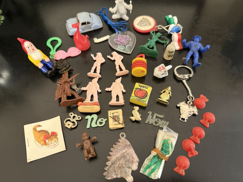 Vintage cracker jack - cracker,