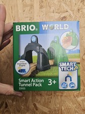 Brio World Smart Action Tunnel