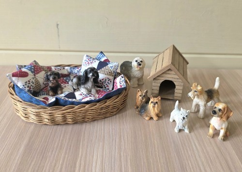 Dolls house dogs - dogs, bundle