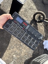 Akai MPX16 Professional Sampler 16 Pad Sd Card Sample Pad Controller