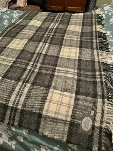 Welsh woolen blanket - welsh,