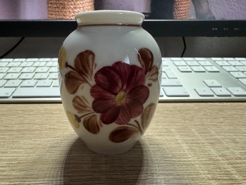 Porcelain mini vase lilies - mini,