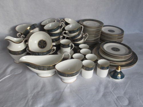 Royal doulton carlyle - royal,