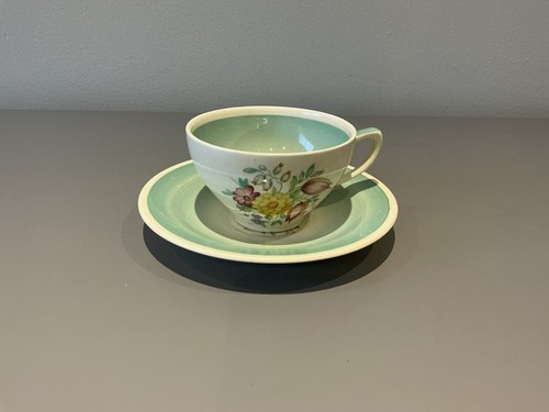 Susie cooper tea cup and - tea,
