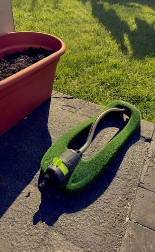 Oscillating lawn sprinkler - oscillating,