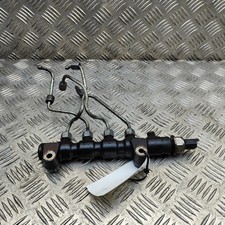 FORD FIESTA MK6 B299 Fuel Rail