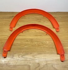 2 x Large Hot Wheels 180