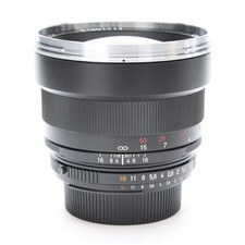 Carl Zeiss Planar T* 85mm