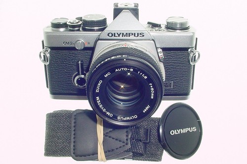 Olympus quartzdate 35mm - om-2n,