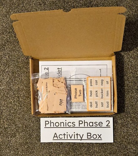 Phonics phase activity box - box,