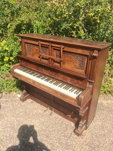 Upright piano wheatland son - upright,
