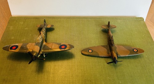 Dinky spitfire second - dinky,