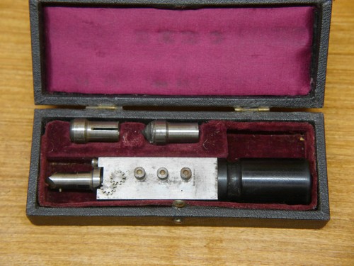 Engineers vintage mechanical