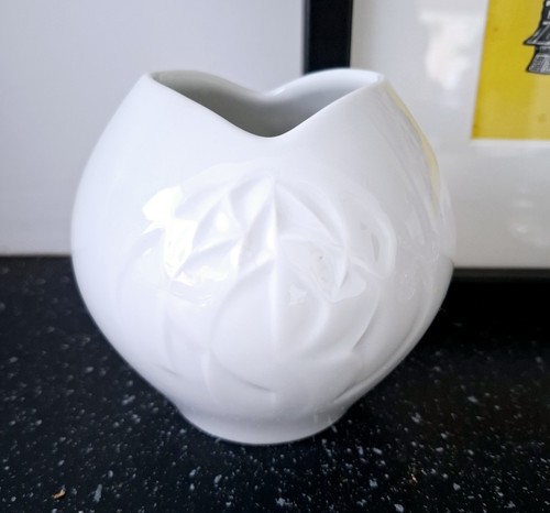 Meissen porcelain lotus vase - porcelain,