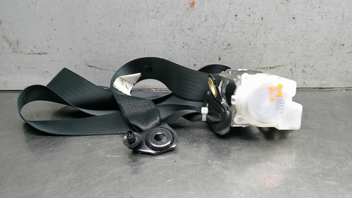 Toyota yaris left - 12,