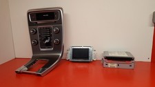 VOLVO V60 RADIO STEREO HEAD UNIT CD 2012 31358279