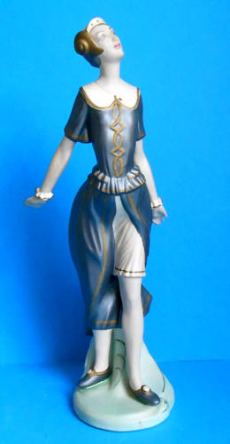 Vintage axia figurine art - axia, ~