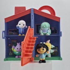 Moon & Me Take And Go House &