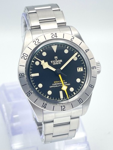 Tudor black bay - 79470, 39mm