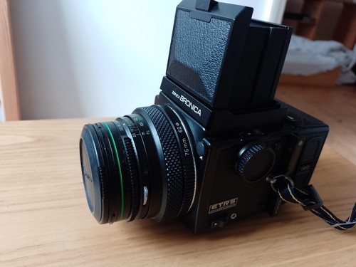 Bronica etrs 6x4 - bronica, medium