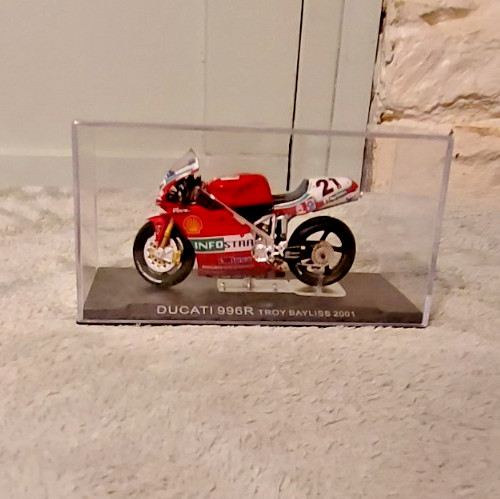 Troy bayliss ducati 996r - bayliss,