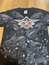 VINTAGE Y2K Gravedigger