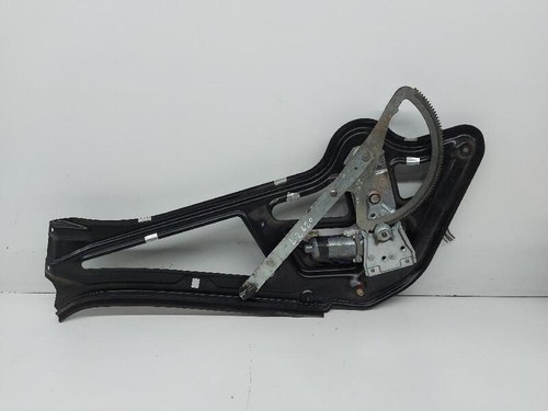 0130821735 front power window