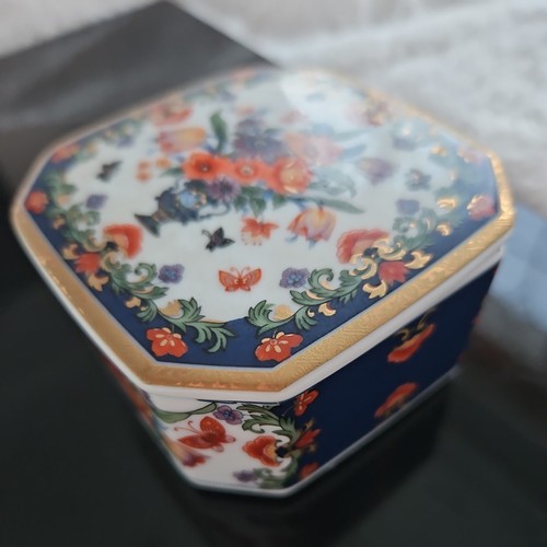Japanese porcelain lidded - porcelain,