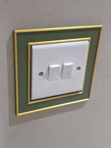 Colour light switch - 2,