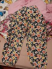 ladies three quarter length trousers