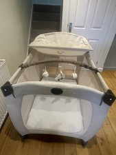 Great Condition Graco Contour Electra Travel Cot, with mattress, Music & Sounds