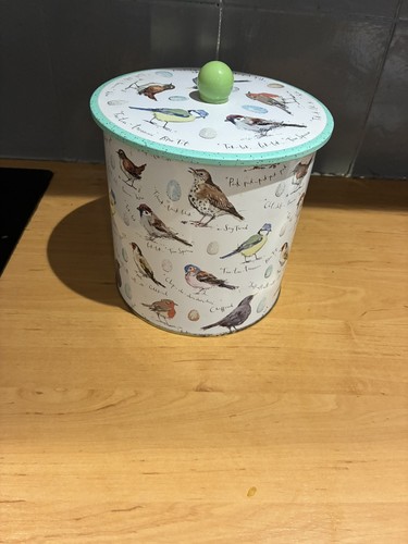 British wild birds biscuit tin - british,