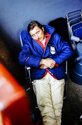 Siffert sleeping the pit - siffert,